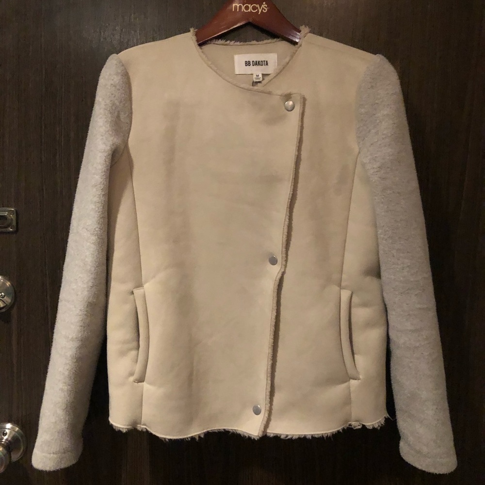 Fall/Winter Jacket - Picture 2 of 5